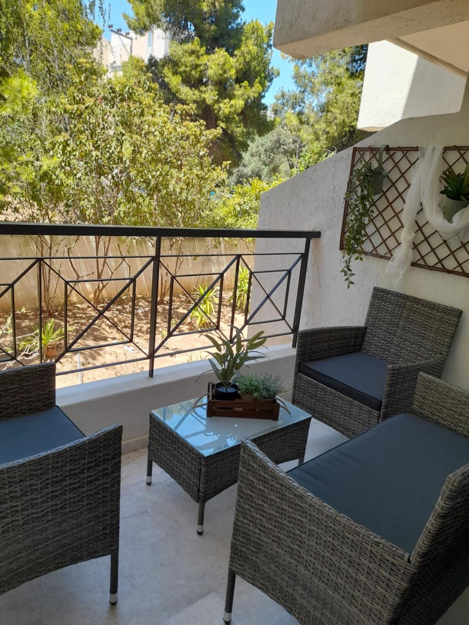 Chic & Calm 3 Minutes Walk To Rafina (Attica)