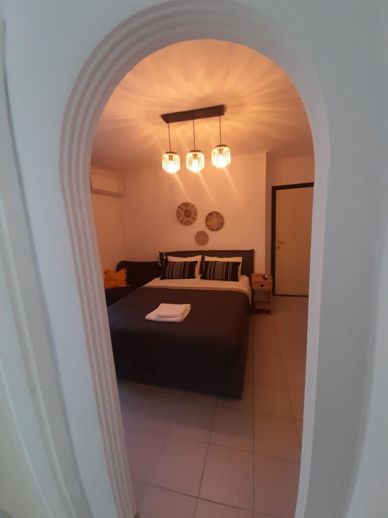 Apartment Chic & Calm 3 Minutes Walk To *