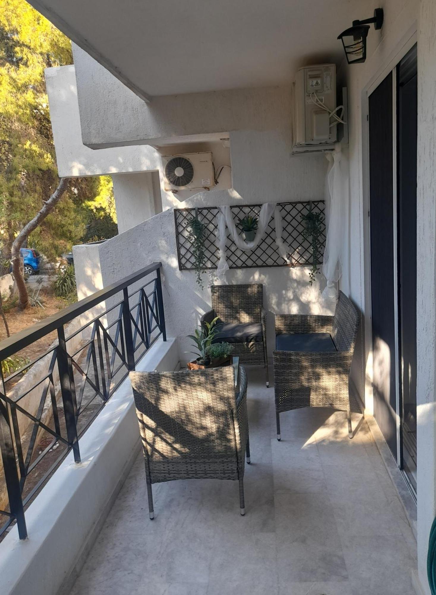 Chic & Calm 3 Minutes Walk To Apartment